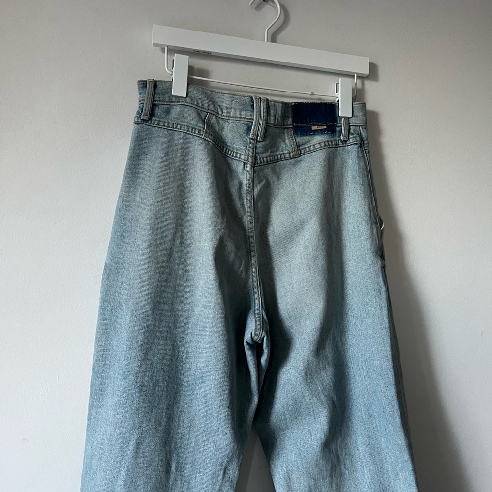 MOTHER SUPERIOR The Pleated High Waisted Jean 29 - Picture 10 of 13